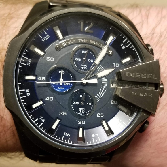 Men's Gunmetal Ion-Plated Stainless Steel Watch - Picture 3 of 4